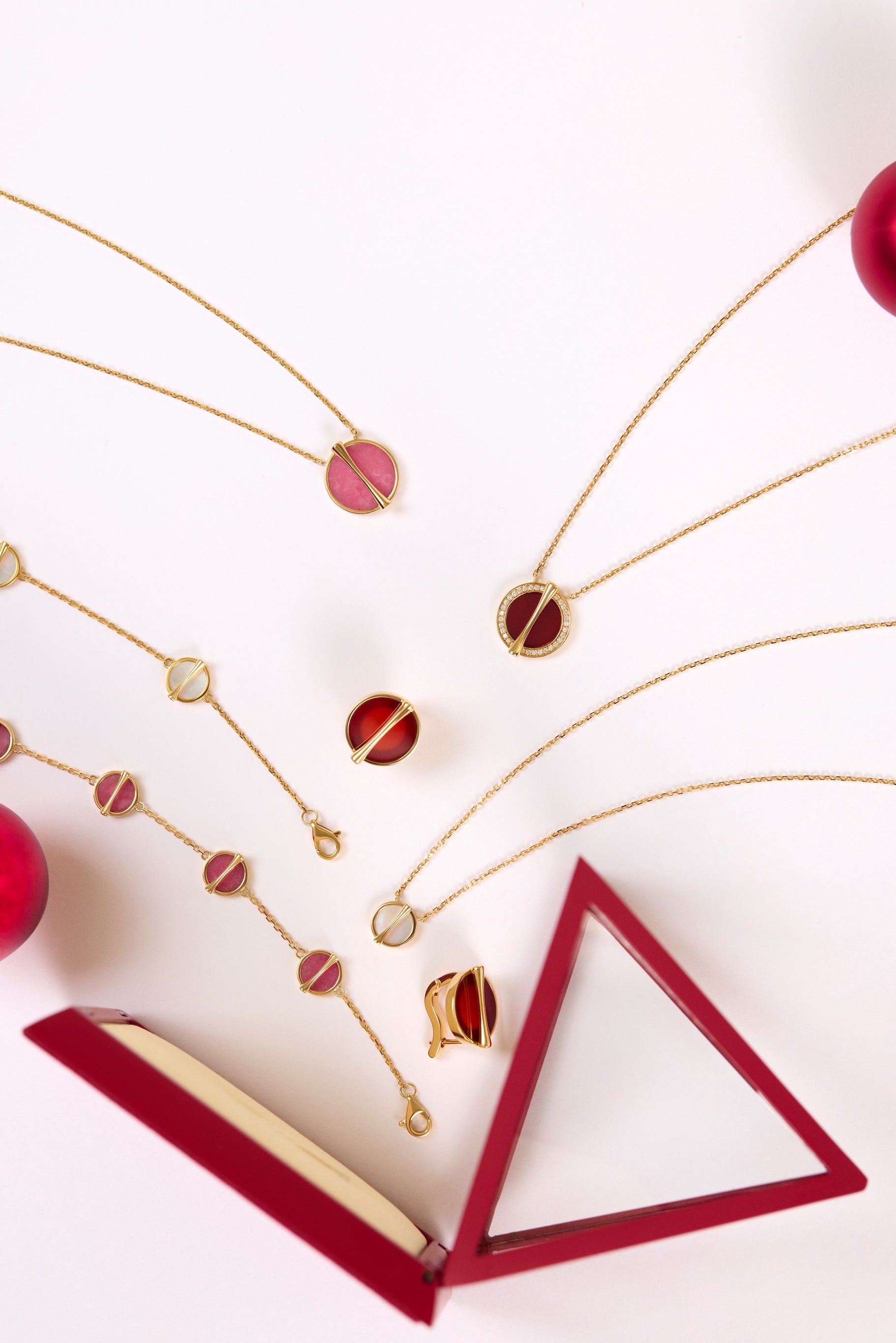 The Golden Ratio 3-motif Bracelet - Rhodonite