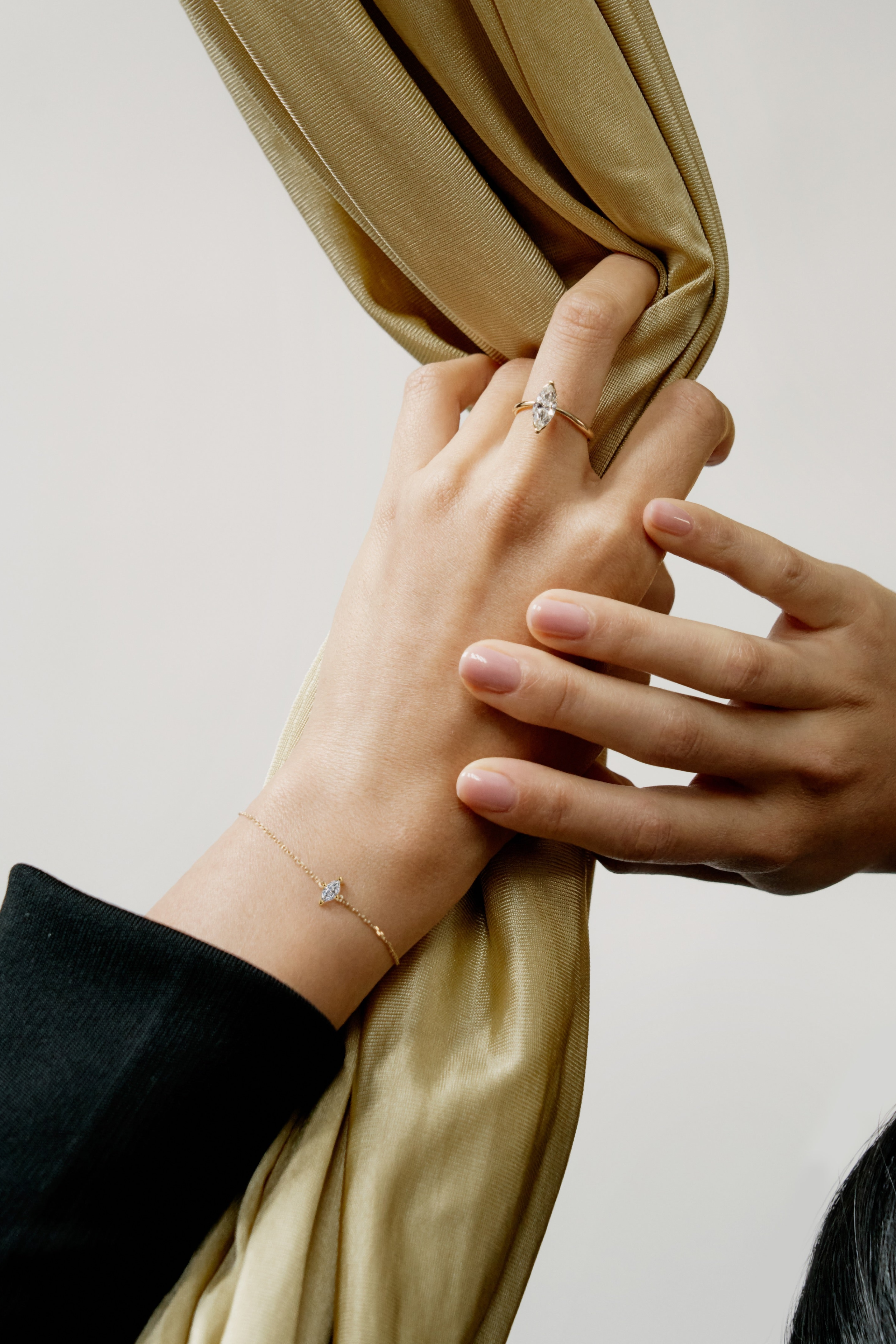 ReSingle®️ Lab Grown Diamond Bracelet - 18K Solid Gold - YIN Fine Jewelry - Chinese Modern Gold Jewelry