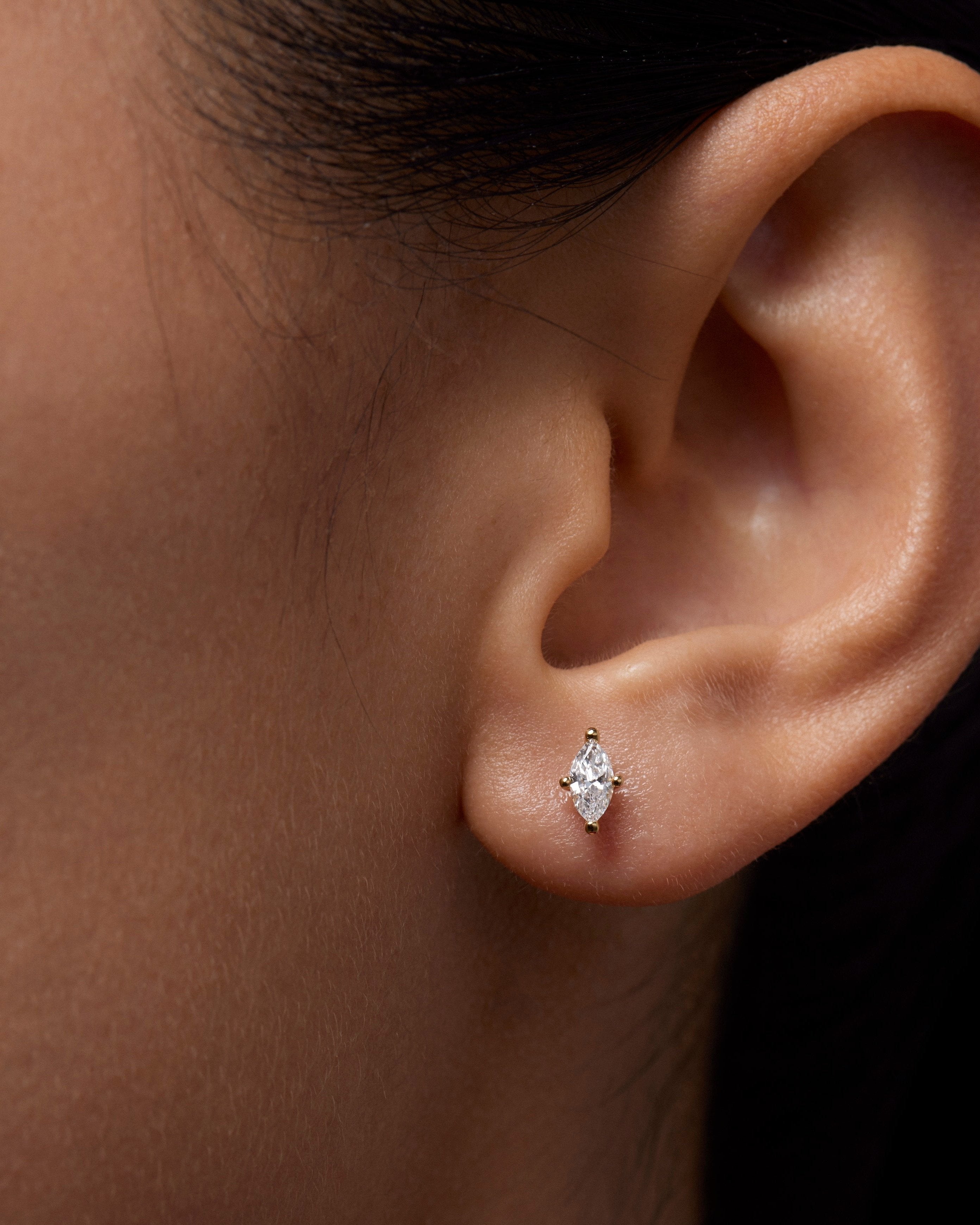 ReSingle®️ Lab Grown Diamond Stud Earrings - 18K Solid Gold - YIN Fine Jewelry - Chinese Modern Gold Jewelry