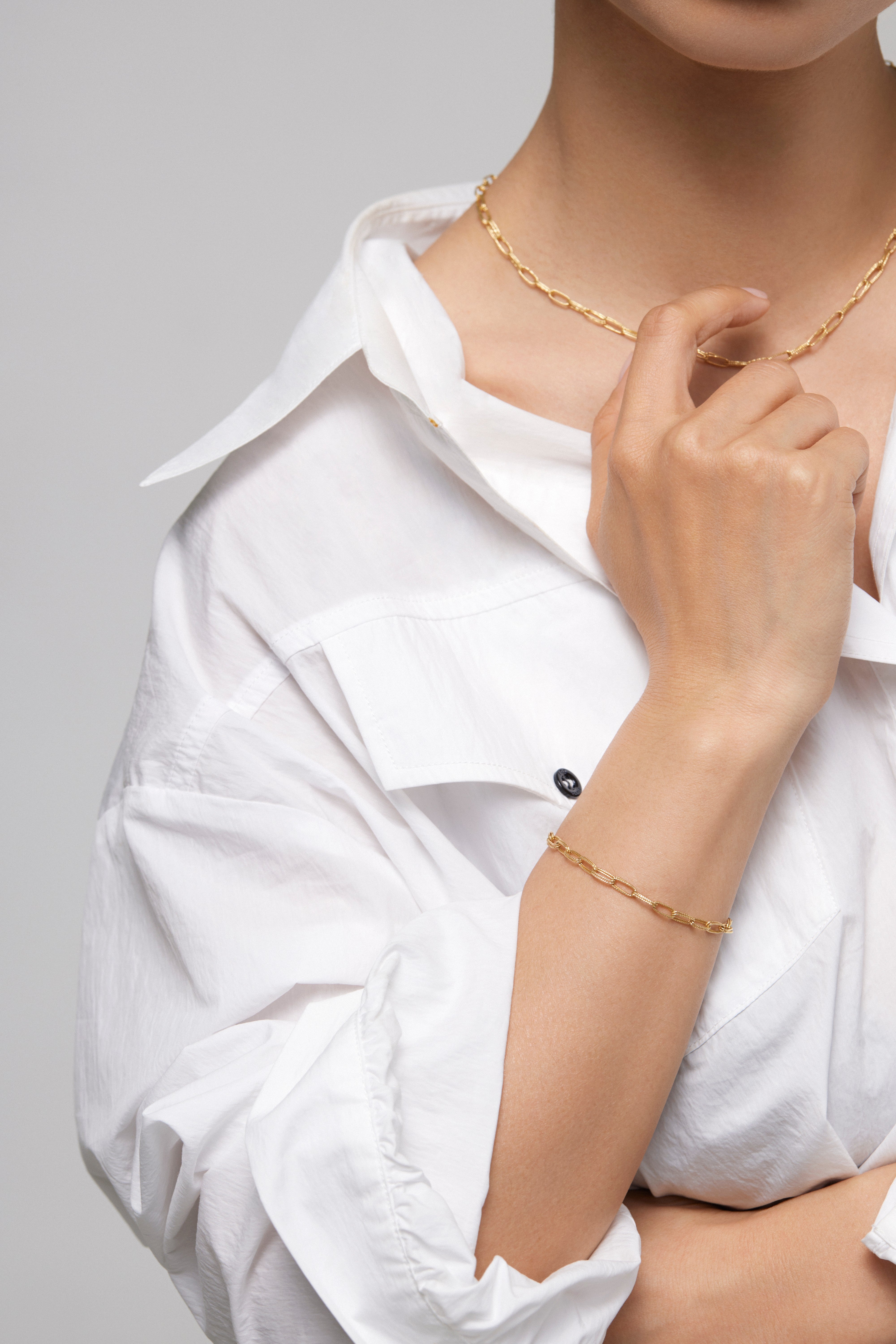 The Essentials Double Paperclip Chain Bracelet - 18K Solid Gold- YIN Fine Jewelry - Chinese Modern Gold Jewelry