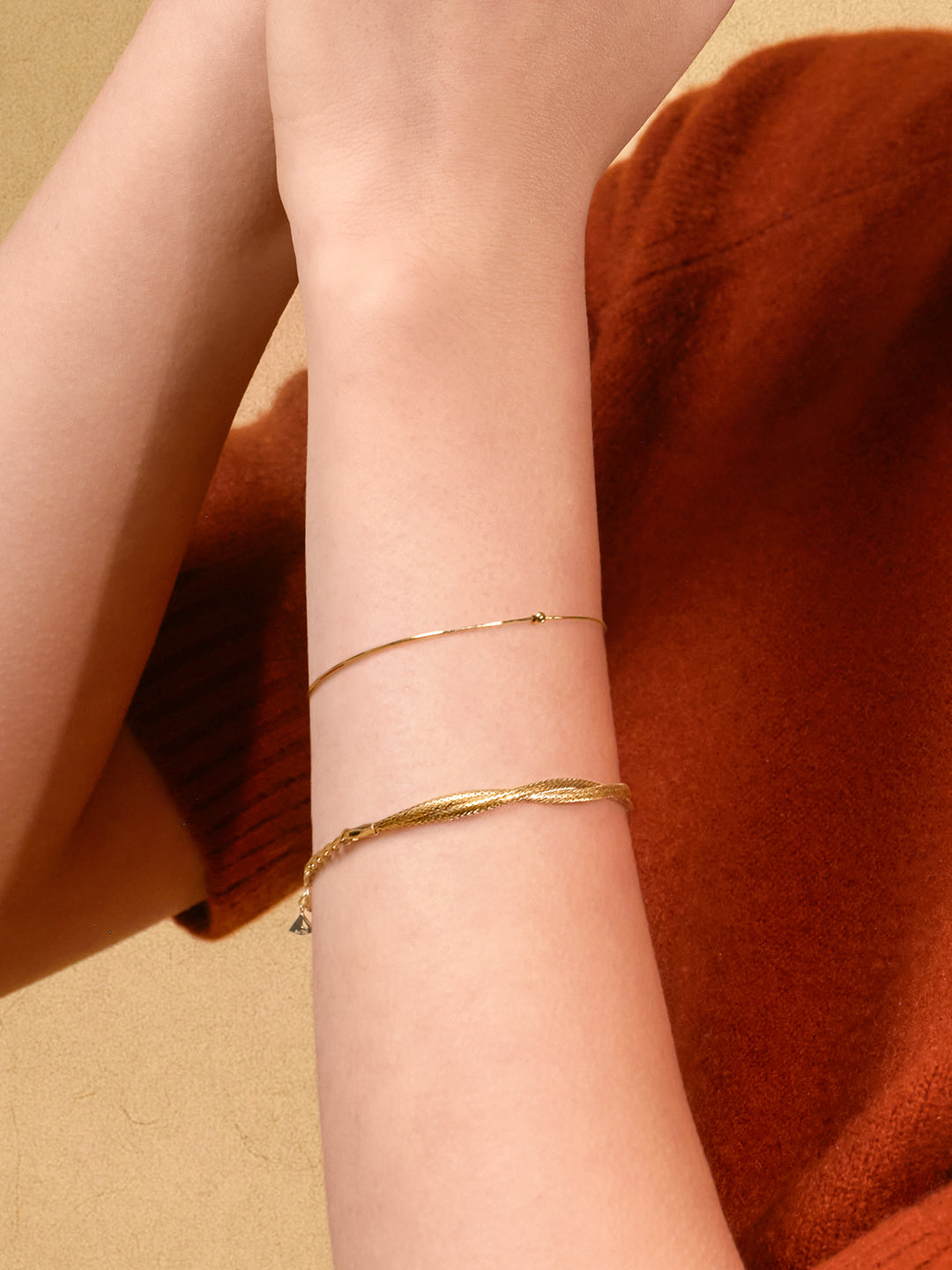 The Essentials Double Twist Soft Bracelet