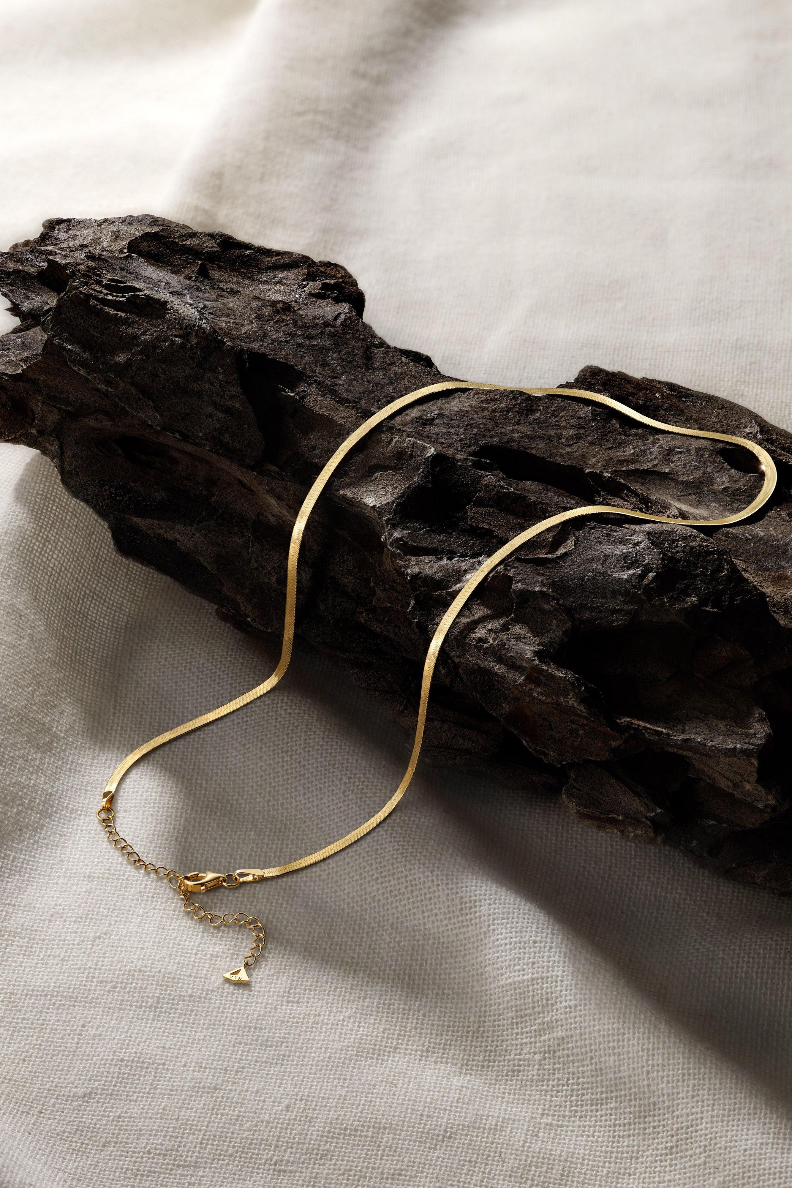 The Essentials Herringbone Necklace - 18K Solid Gold - YIN Fine Jewelry - Chinese Modern Gold Jewelry