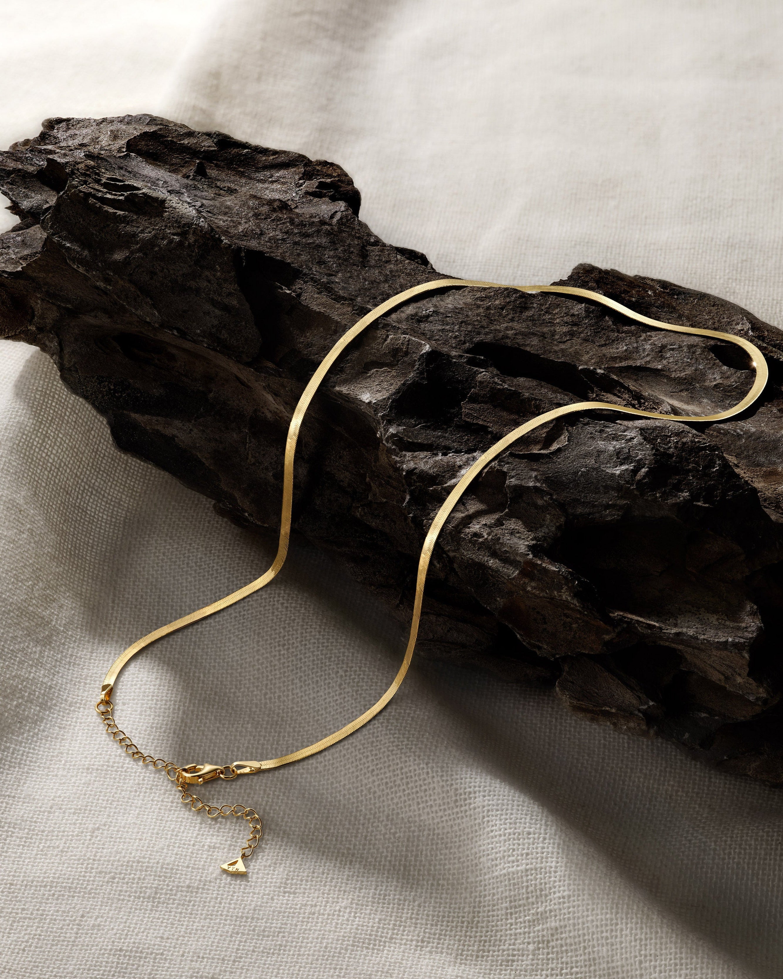 The Essentials Herringbone Necklace - 18K Solid Gold - YIN Fine Jewelry - Chinese Modern Gold Jewelry