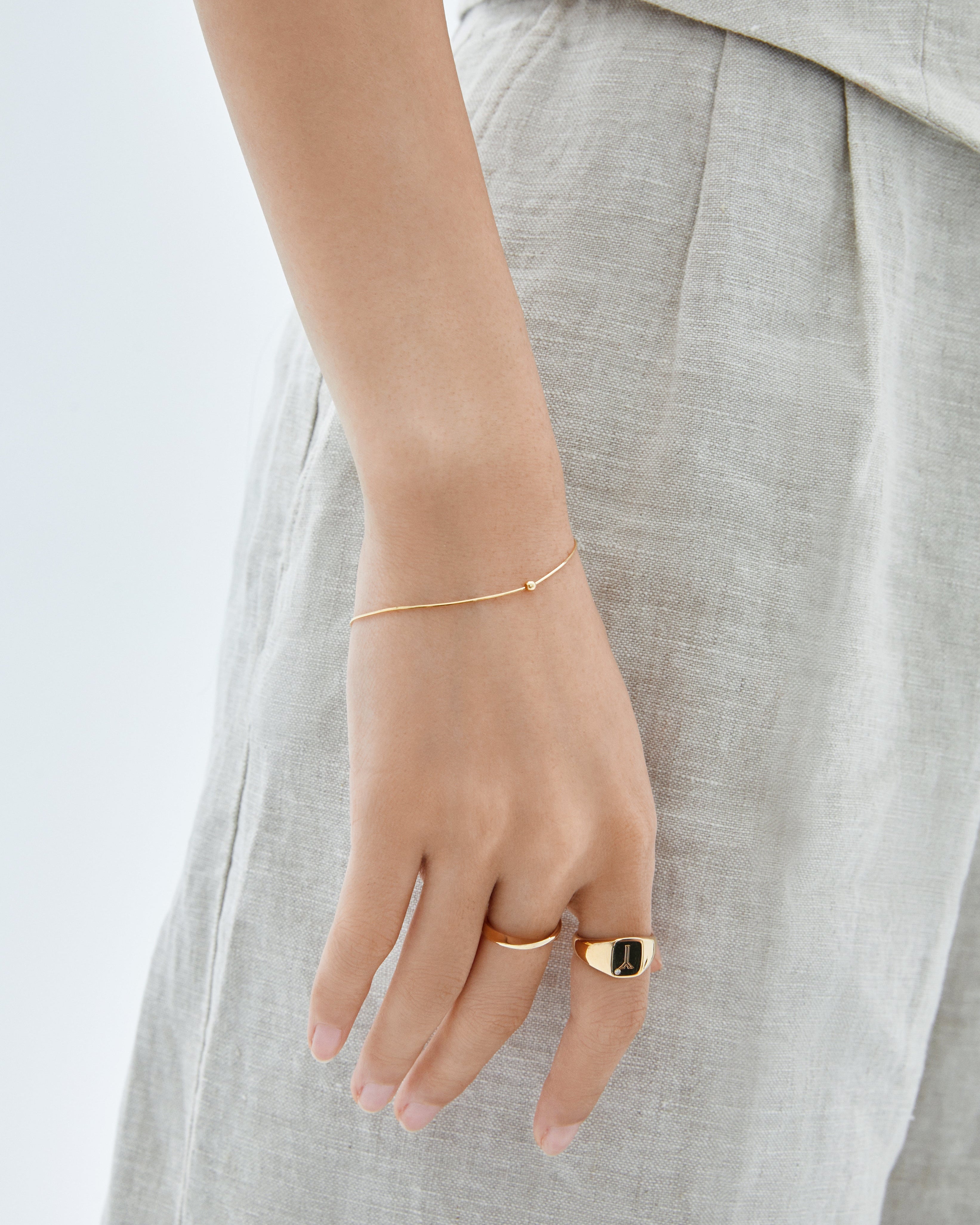 The Essentials Ultra Thin Herringbone Bracelet