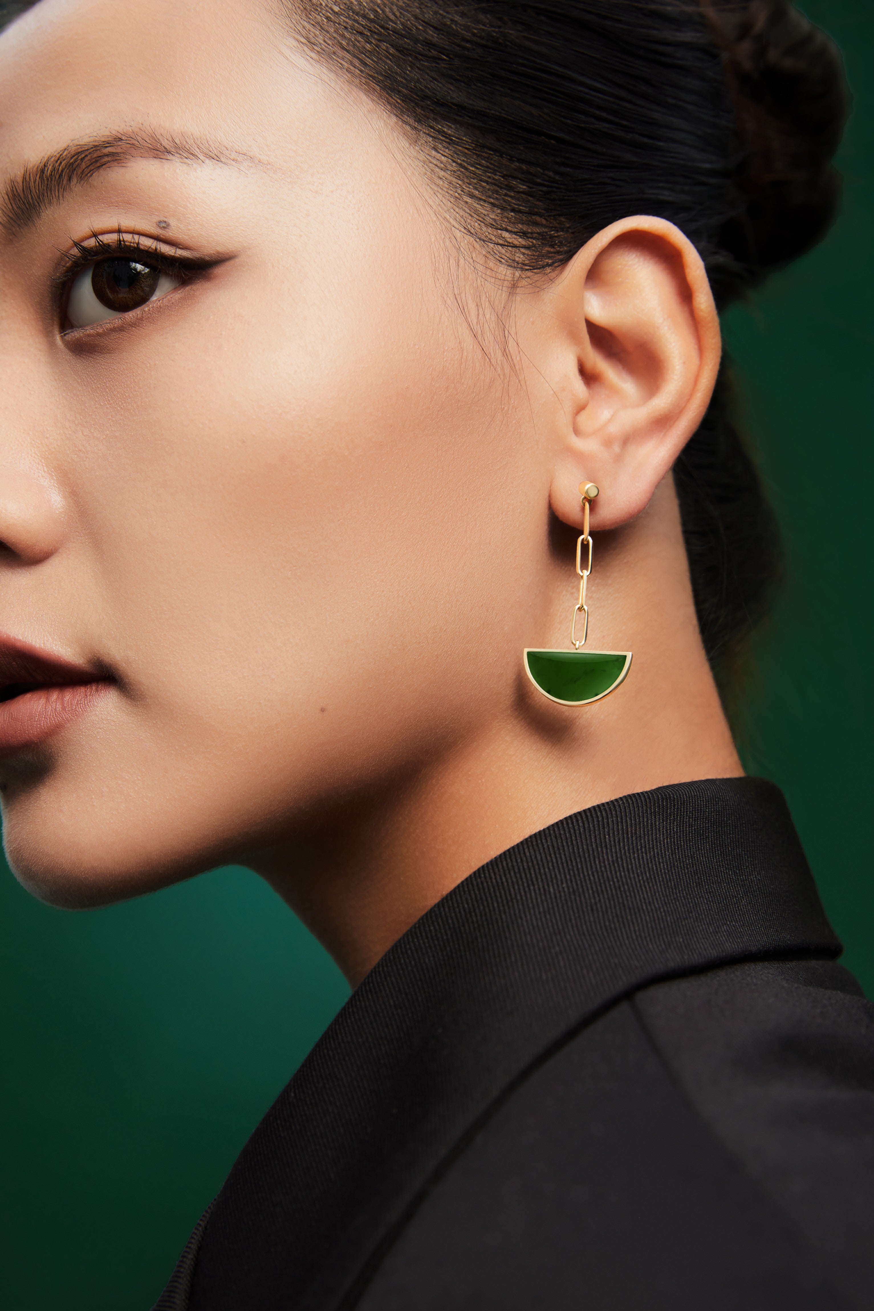The Game of Weiqi Green Jade Drop Earrings - 18K Solid Gold - YIN Fine Jewelry - Chinese Modern Gold Jewelry