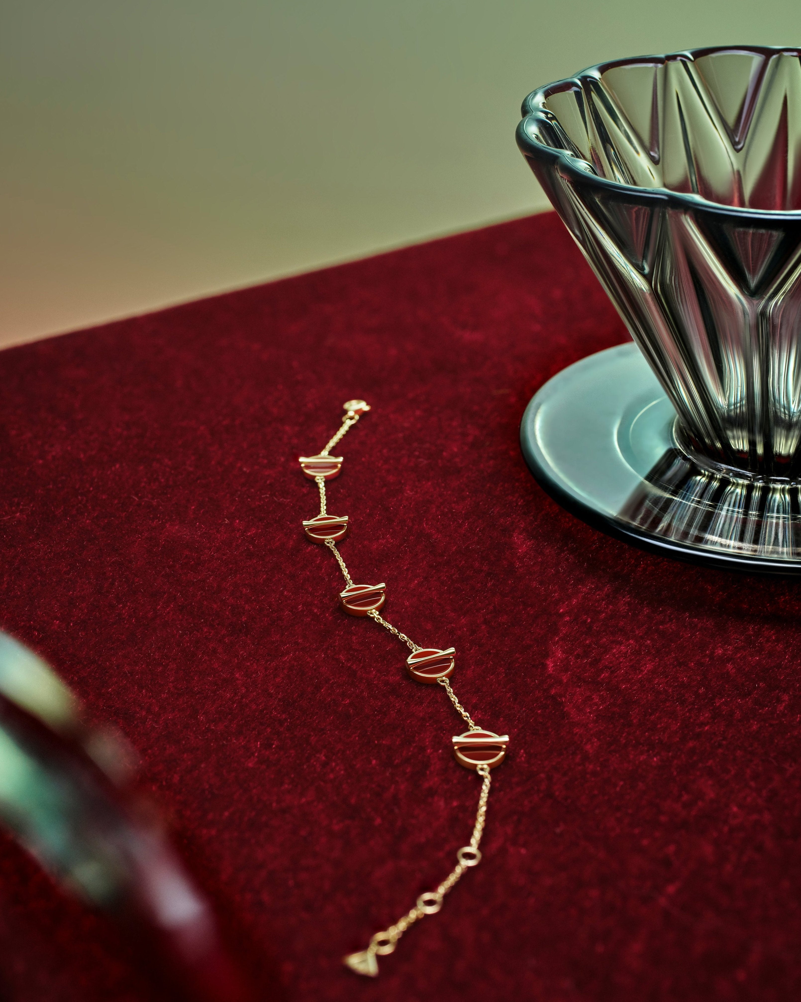 The Golden Ratio 5-motif Bracelet - Carnelian - 18K Solid Gold - YIN Fine Jewelry - Chinese Modern Gold Jewelry