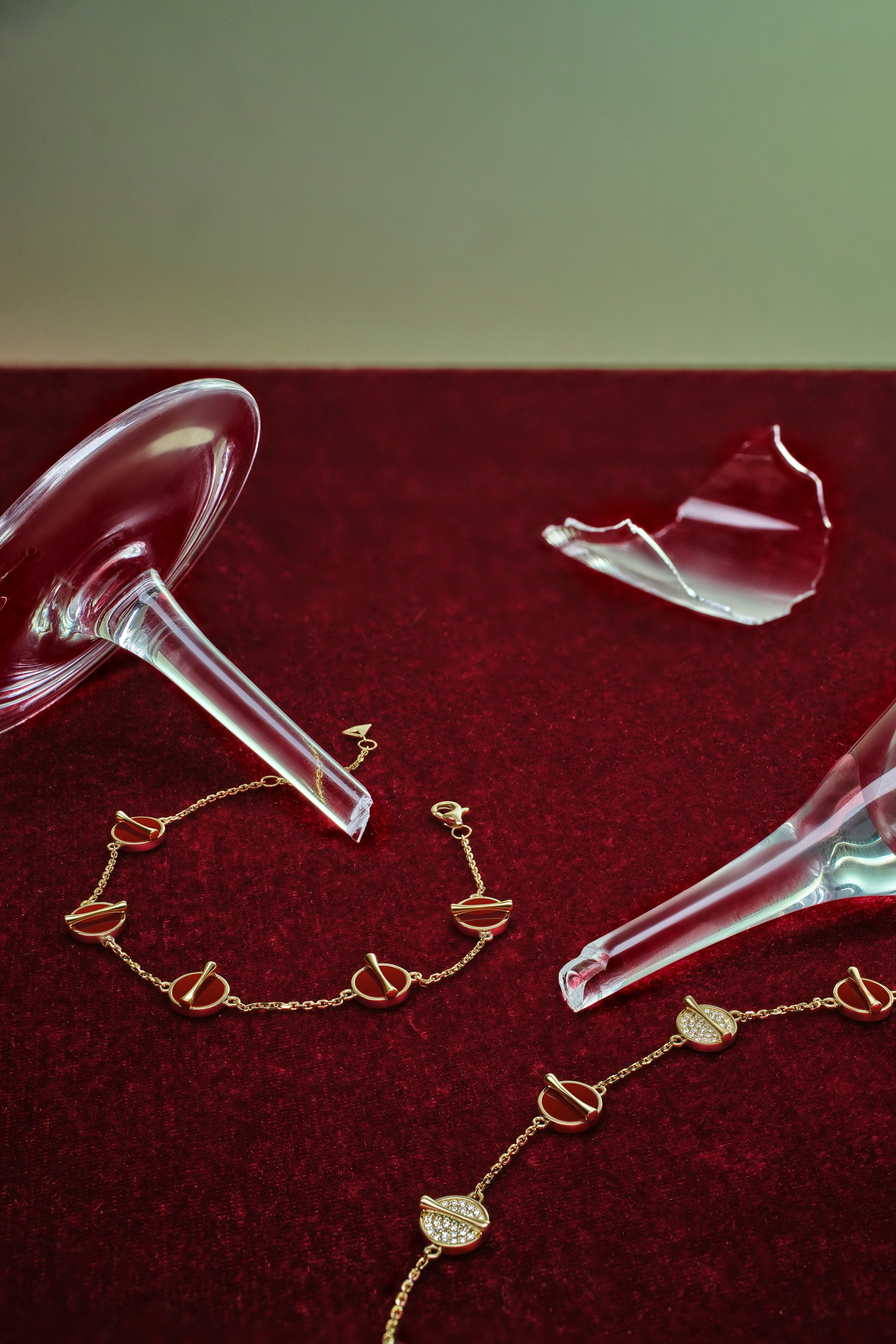 The Golden Ratio 5-motif Bracelet - Carnelian - 18K Solid Gold - YIN Fine Jewelry - Chinese Modern Gold Jewelry