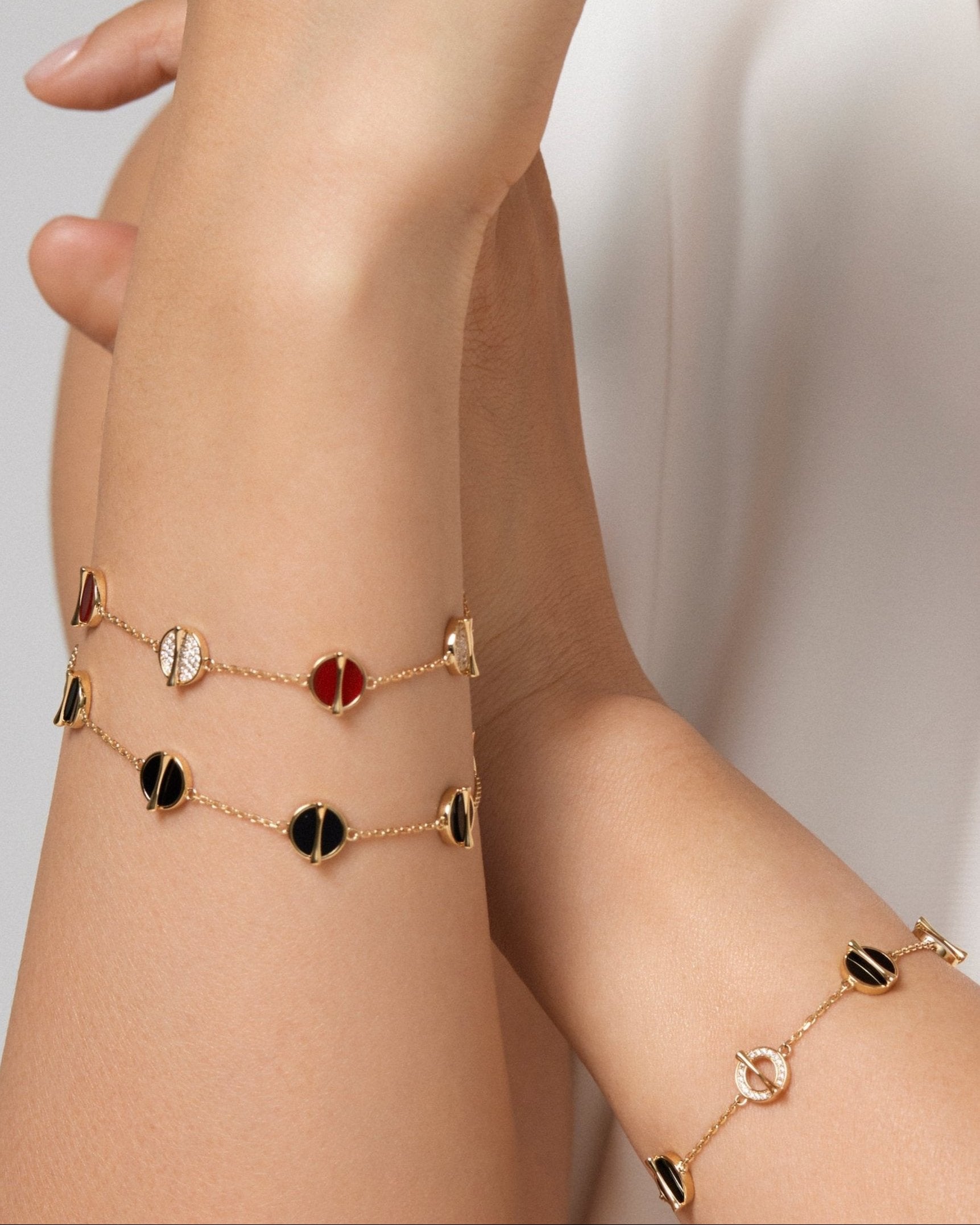 The Golden Ratio 5-motif Full Diamond Bracelet - 18K Solid Gold - YIN Fine Jewelry - Chinese Modern Gold Jewelry