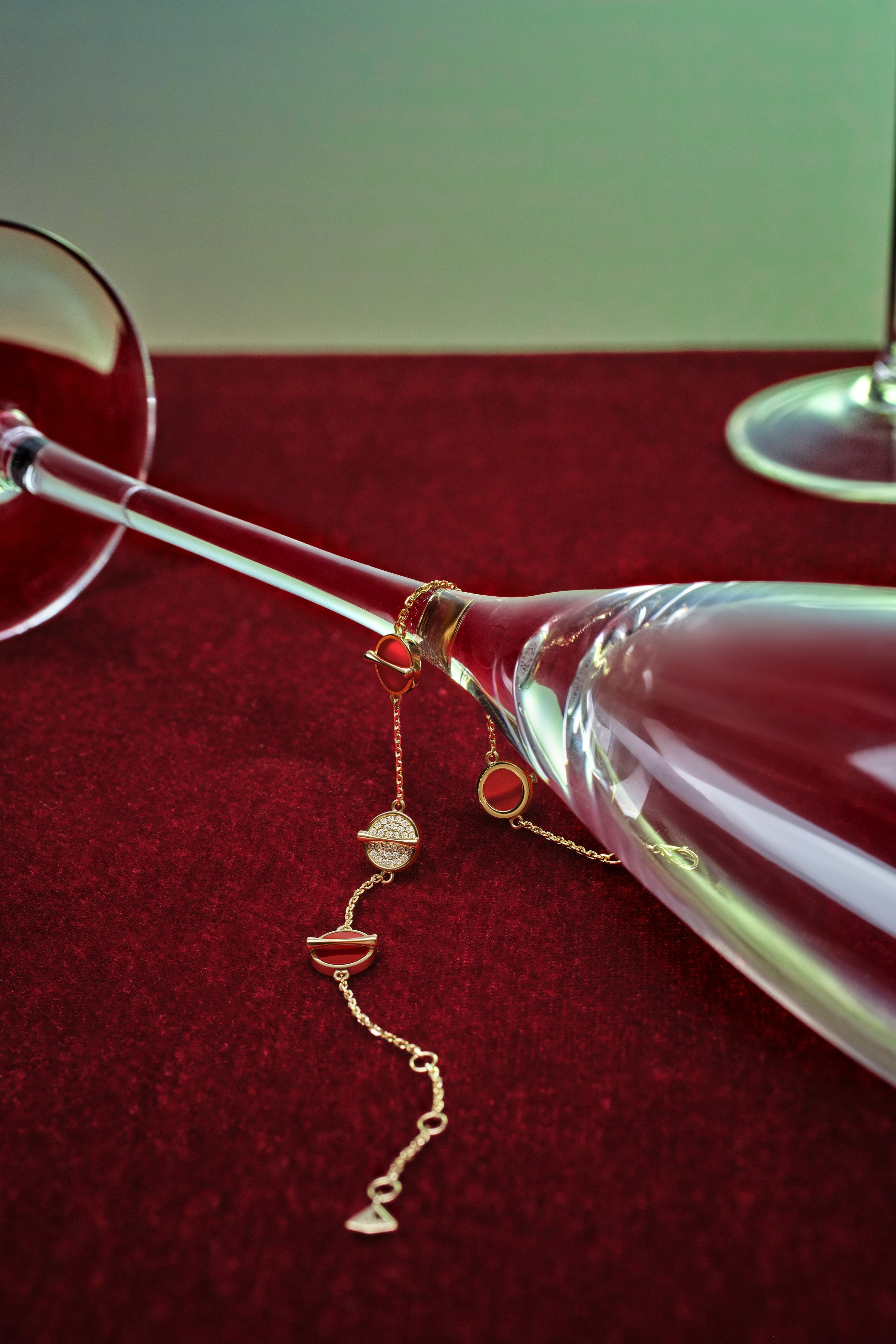 The Golden Ratio 5-motif Full Diamond Bracelet - 18K Solid Gold - YIN Fine Jewelry - Chinese Modern Gold Jewelry