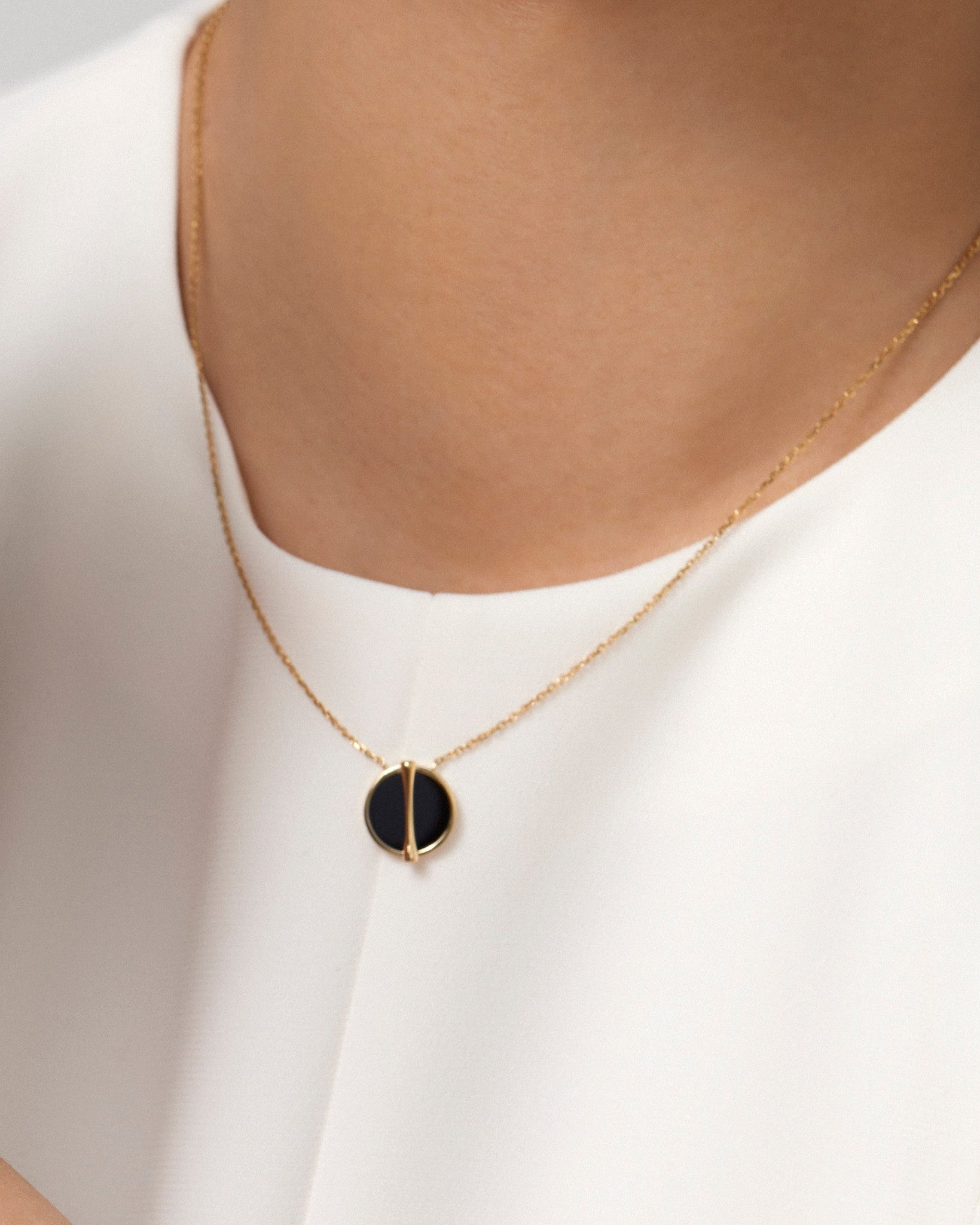 The Golden Ratio Necklace - Onyx
