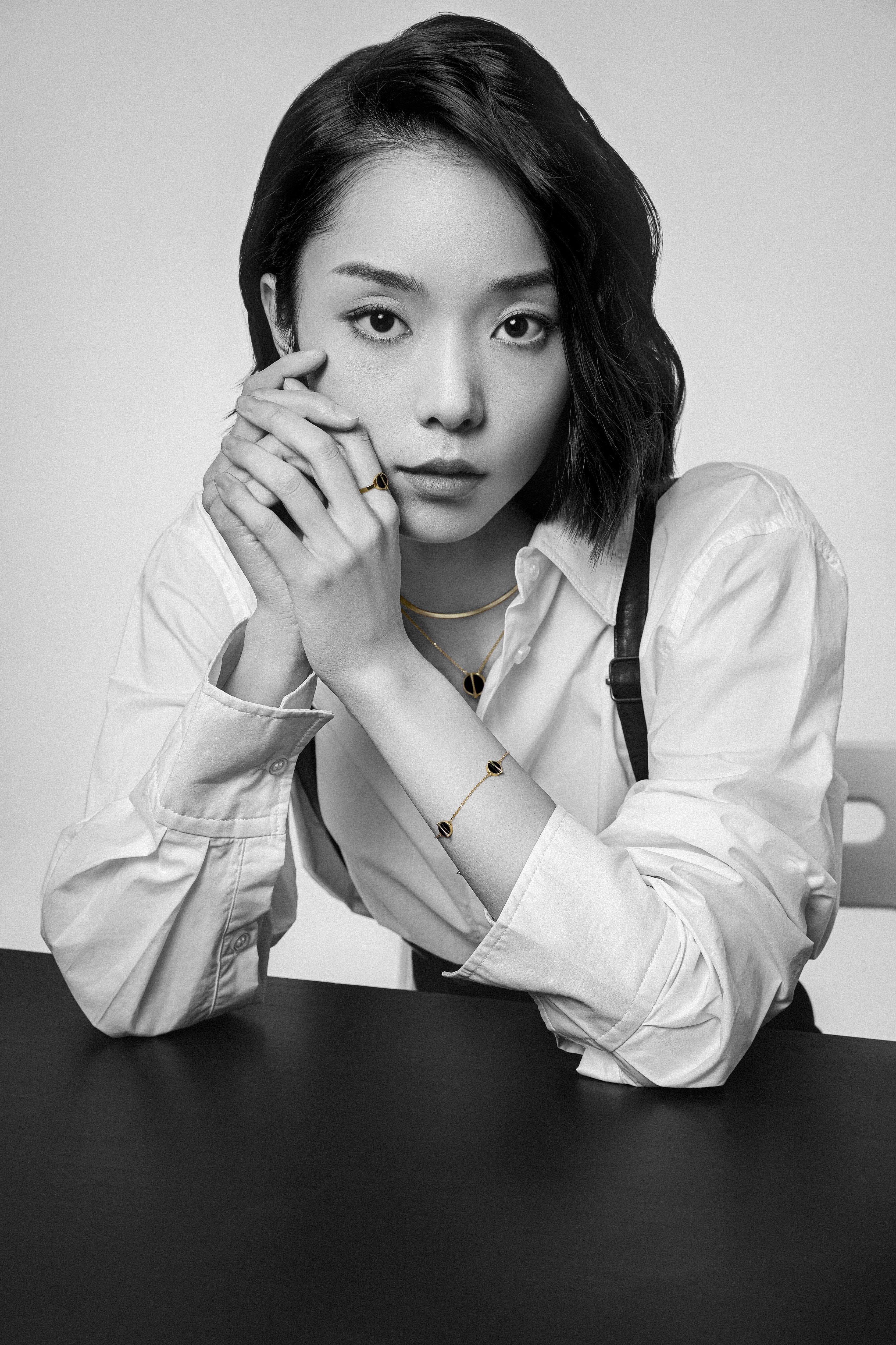 The Golden Ratio Necklace - Onyx - 18K Solid Gold - YIN Fine Jewelry - Chinese Modern Gold Jewelry