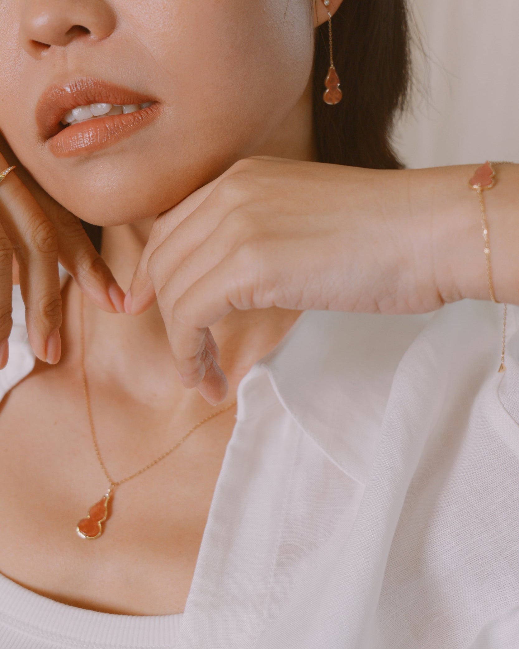 The Hulu Red Jade Gourd Bracelet