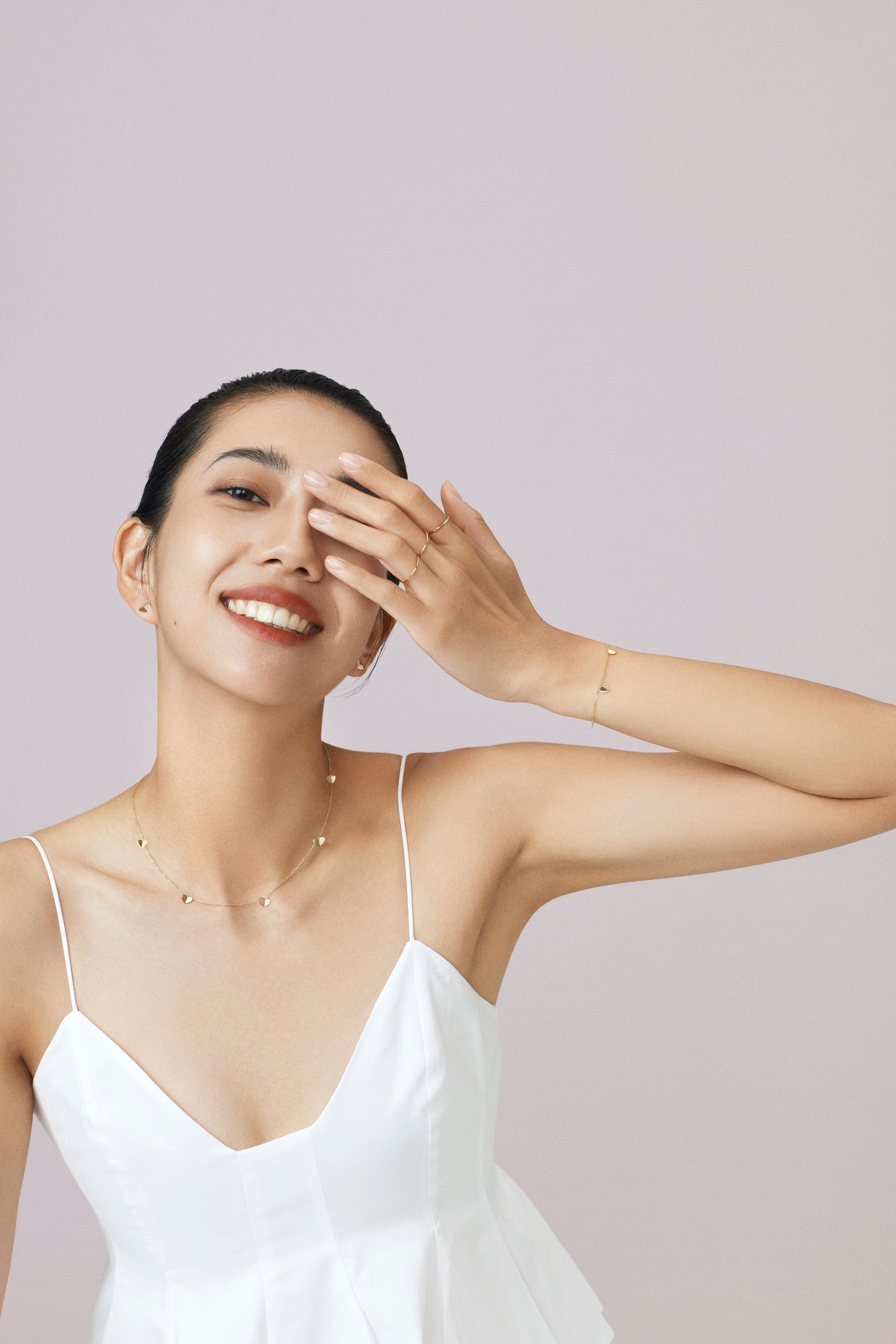 The Joy Paper Heart Bracelet - inspired by the ancient art of origami - 18K Solid Gold - YIN Fine Jewelry - Chinese Modern Gold Jewelry