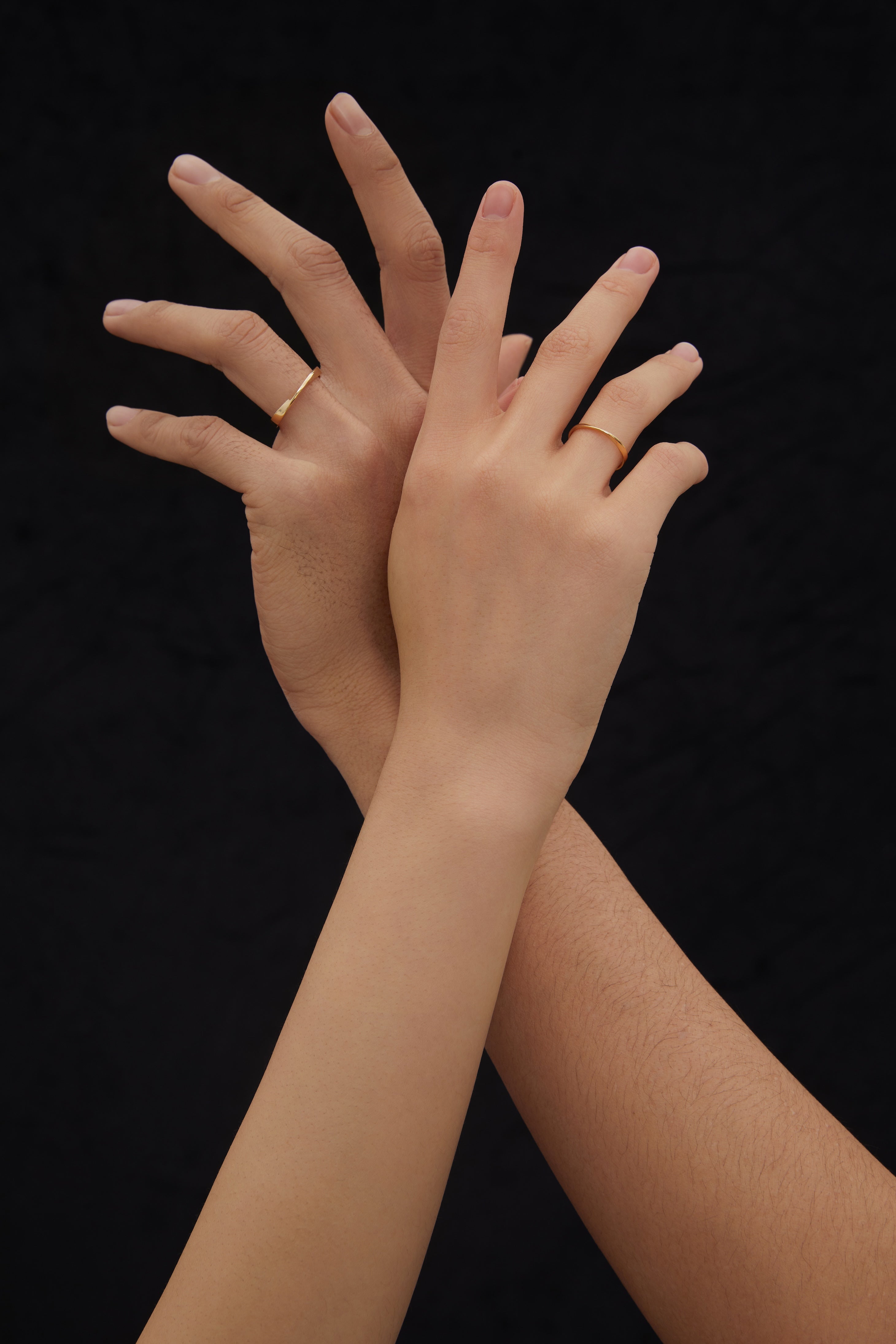 The Möbius Strip Ring - 18K Solid Gold - YIN Fine Jewelry - Chinese Modern Gold Jewelry