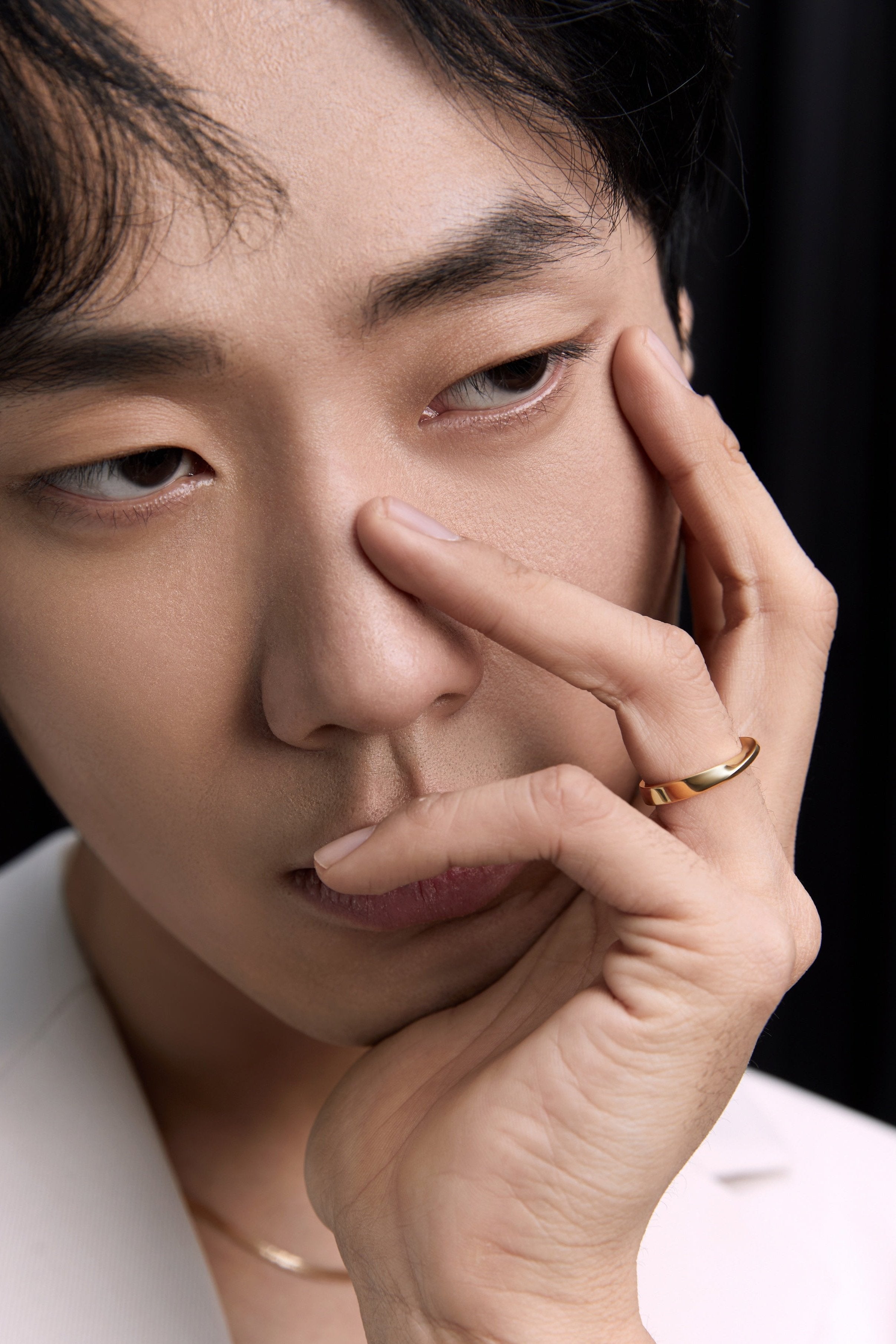 The Möbius Strip Ring - 18K Solid Gold - YIN Fine Jewelry - Chinese Modern Gold Jewelry