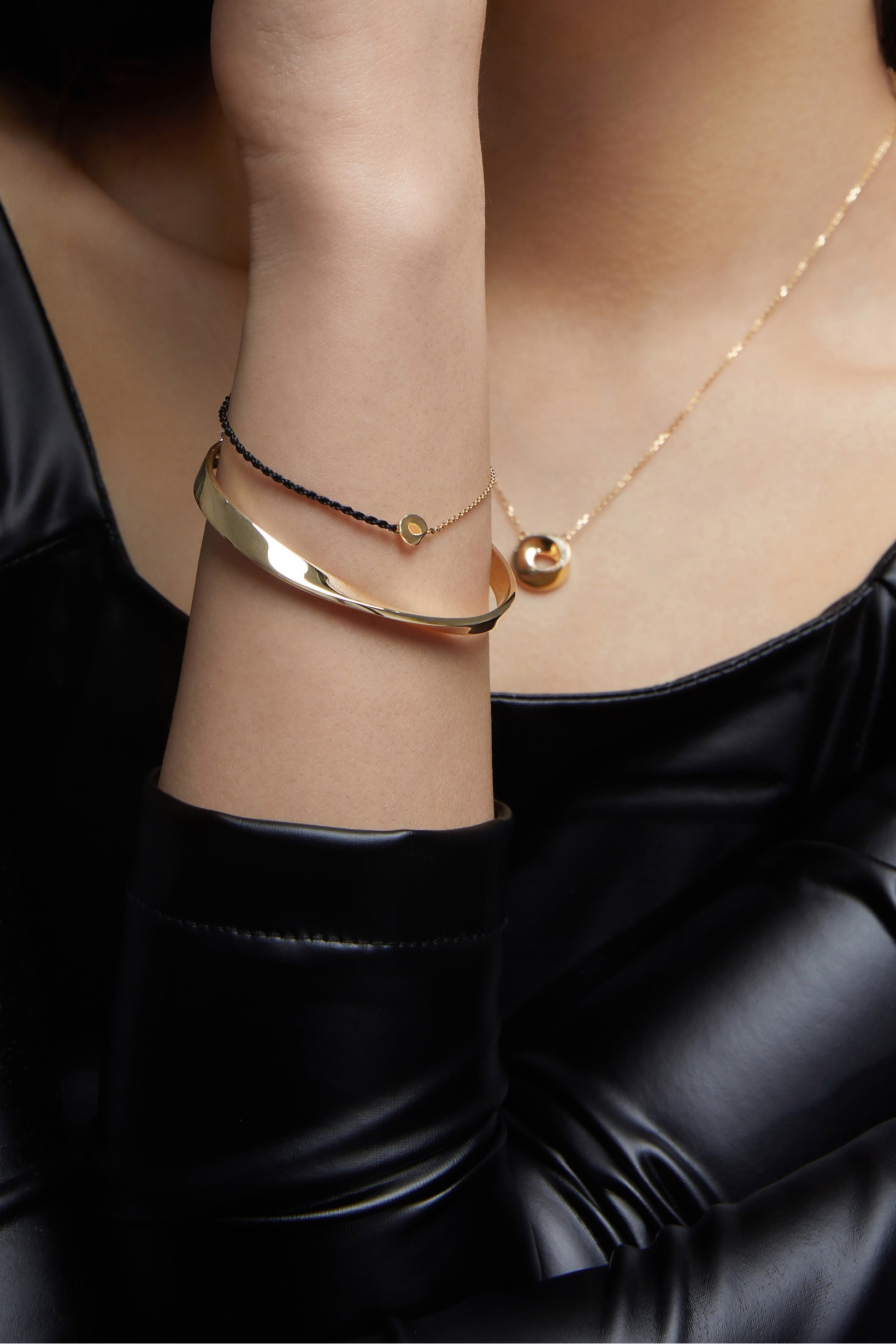 The Möbius Chain Bracelet