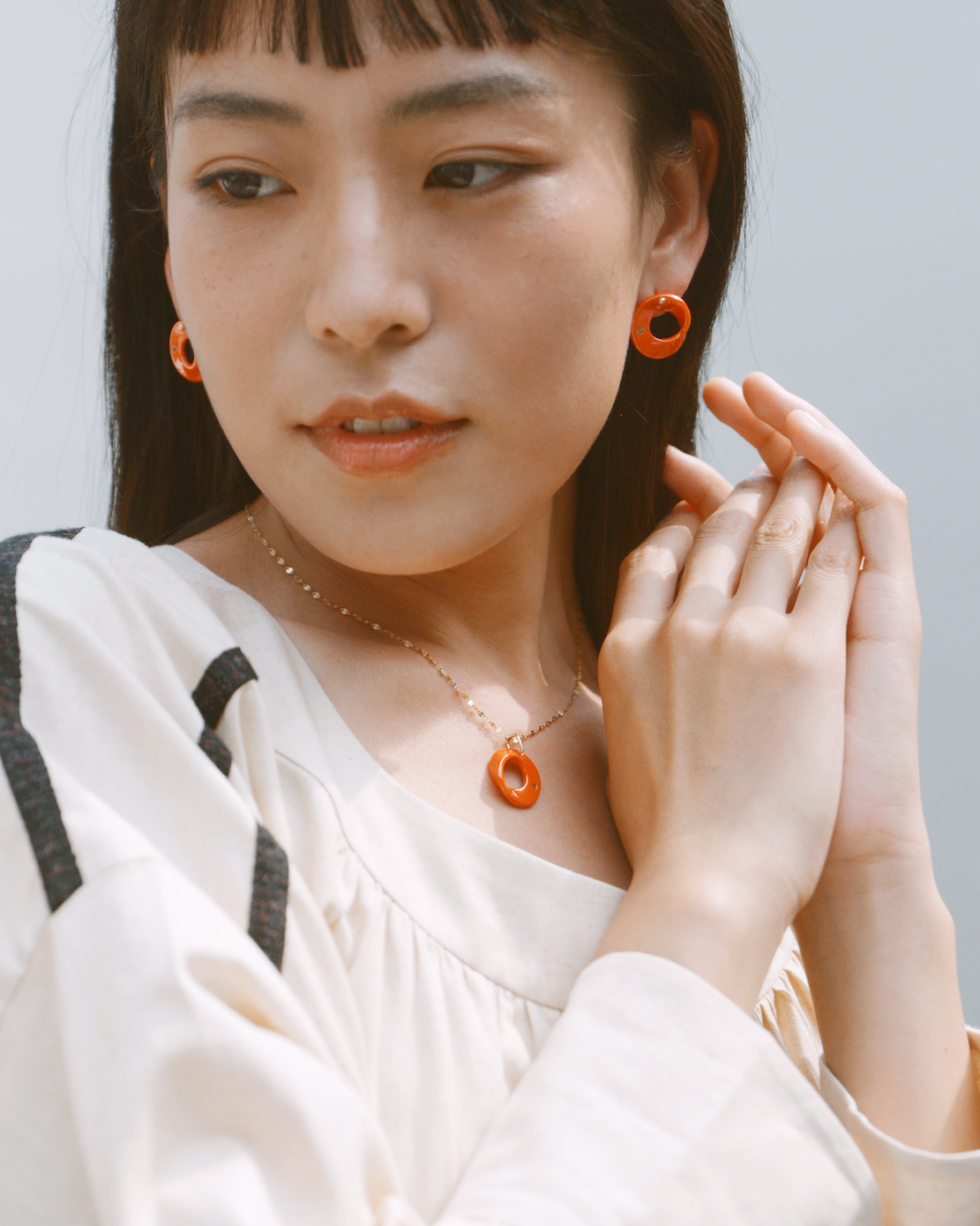 The Möbius High-Tech Ceramic Pendant Necklace - Orange