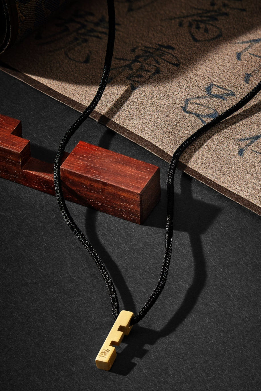 The Revival Six Arts Luban Gold Lock Single Piece Pendant - 18K Solid Gold - YIN Fine Jewelry - Chinese Modern Gold Jewelry