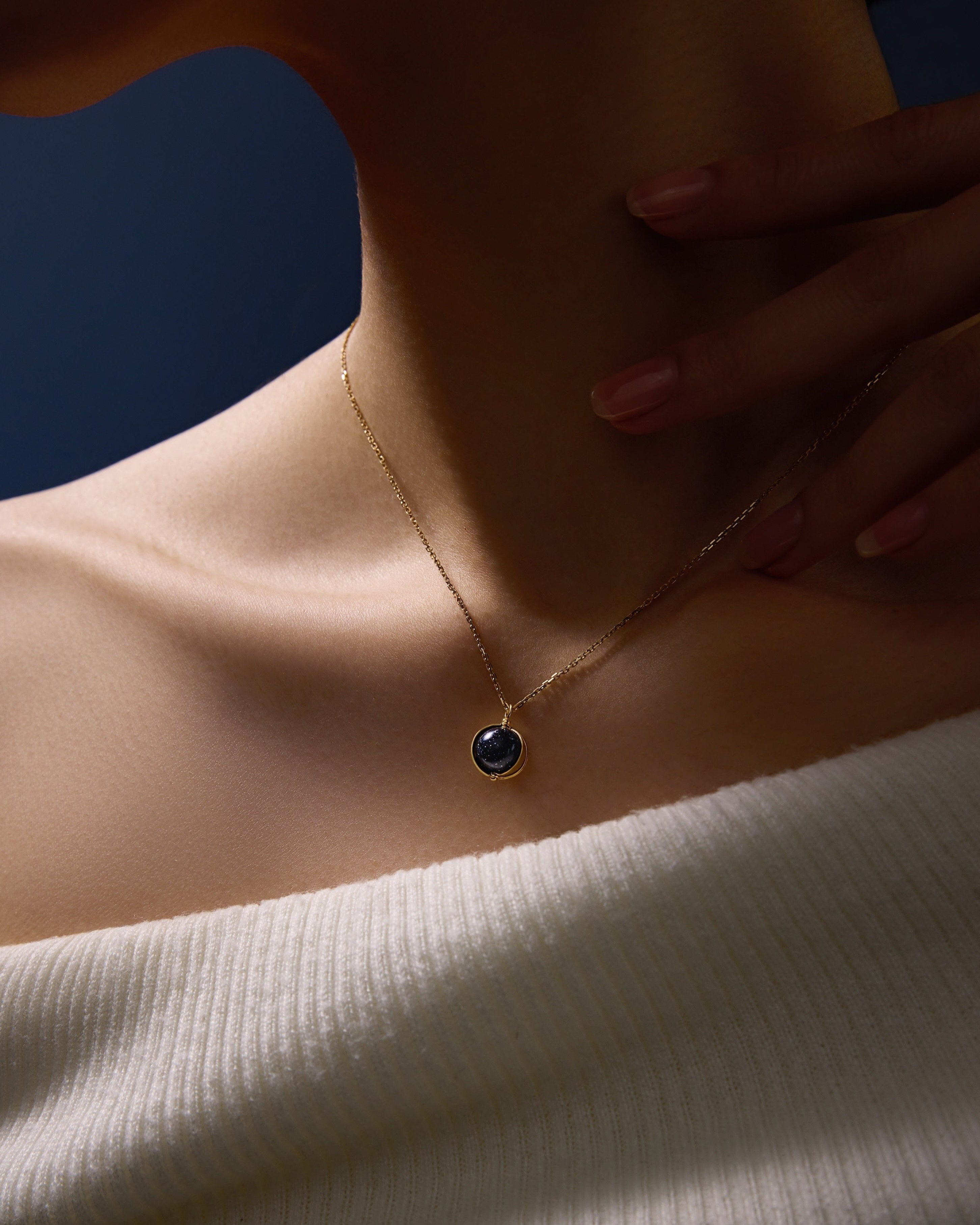 The Revolving Moon Necklace - 18K Solid Gold - YIN Fine Jewelry - Chinese Modern Gold Jewelry