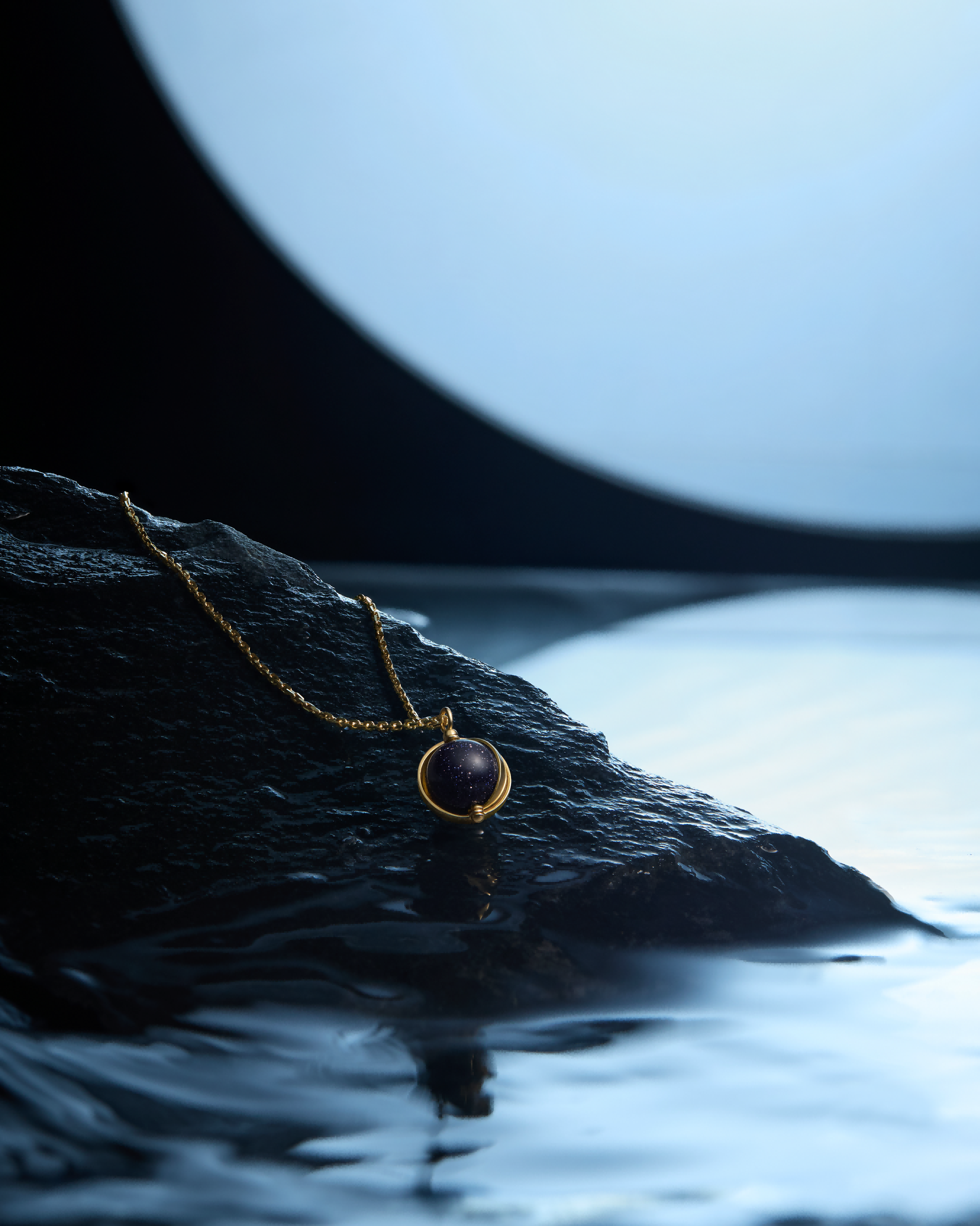 The Revolving Moon Necklace - 18K Solid Gold - YIN Fine Jewelry - Chinese Modern Gold Jewelry
