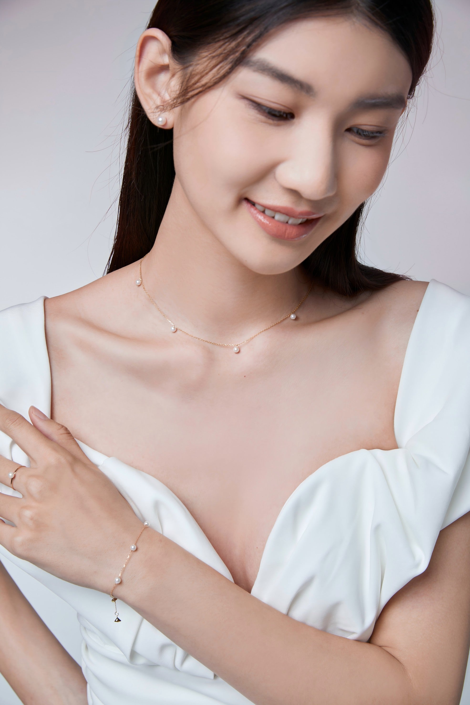 The Warm Pearl Station Necklace - 18K Solid Gold - YIN Fine Jewelry - Chinese Modern Gold Jewelry