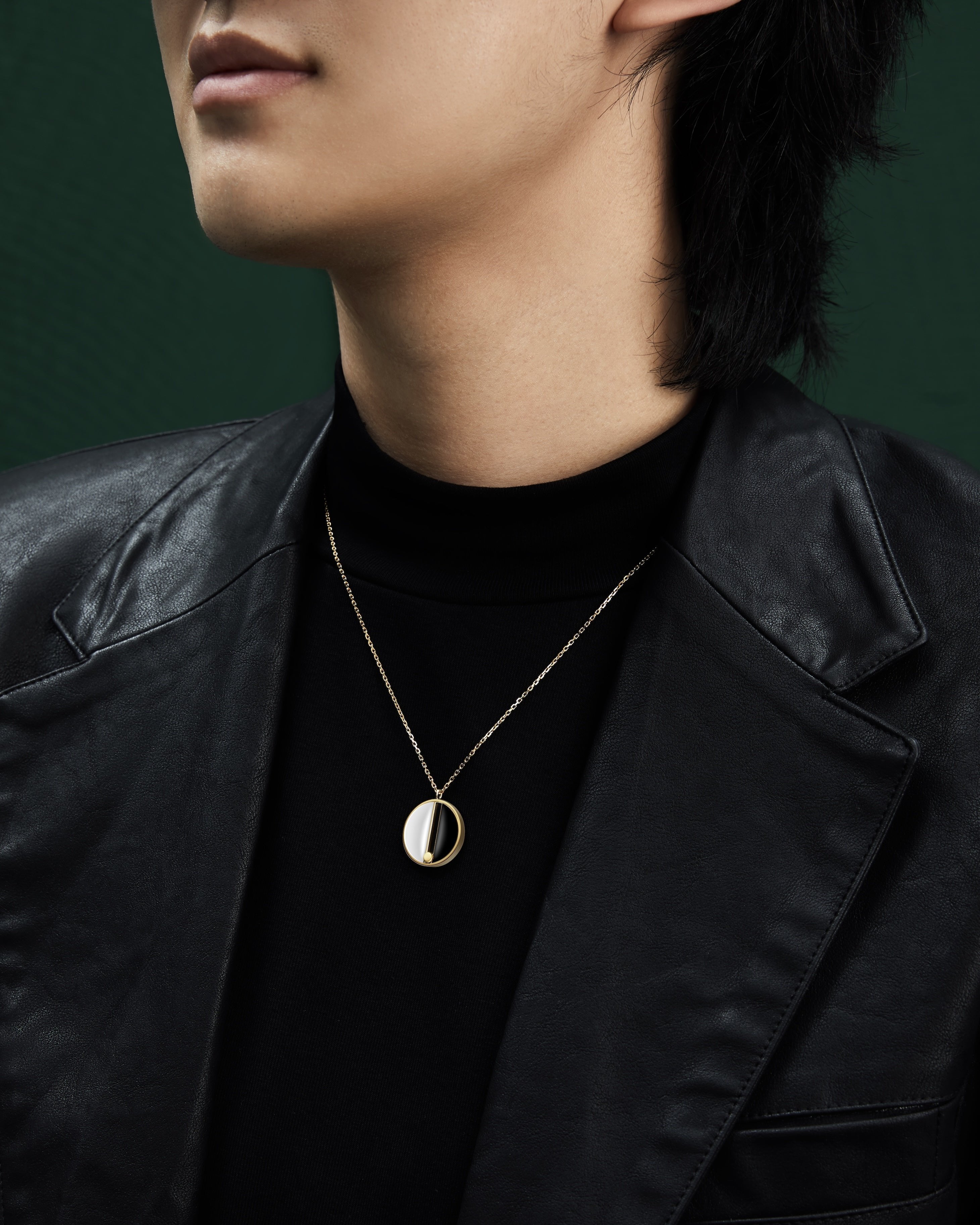 game of go weiqi black and white jade necklace