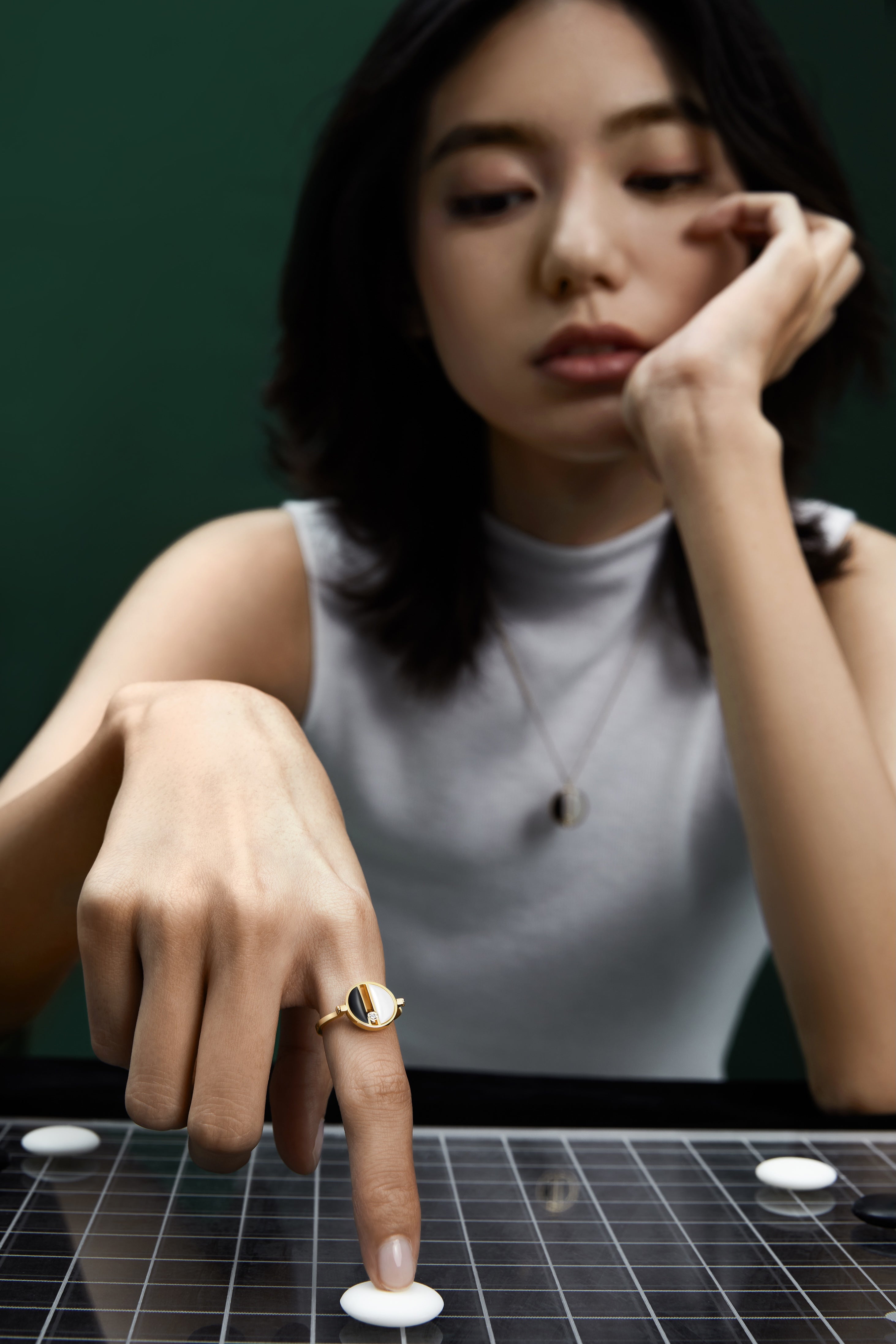 The Game of Weiqi Black & White Jade Necklace - 18K - Solid - Gold - YIN Fine Jewelry - Chinese Modern Gold Jewelry