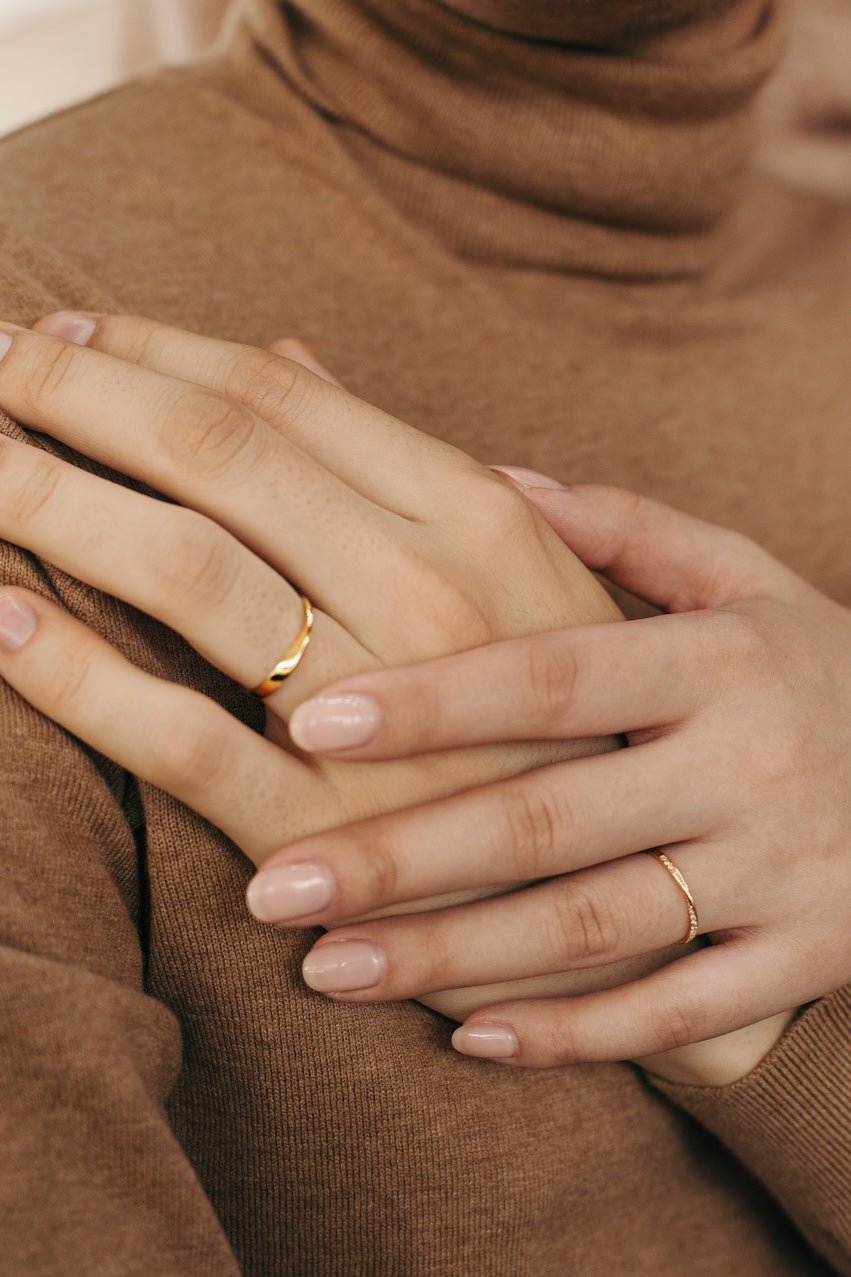 The Möbius 1.8mm Twisted Diamond Ring