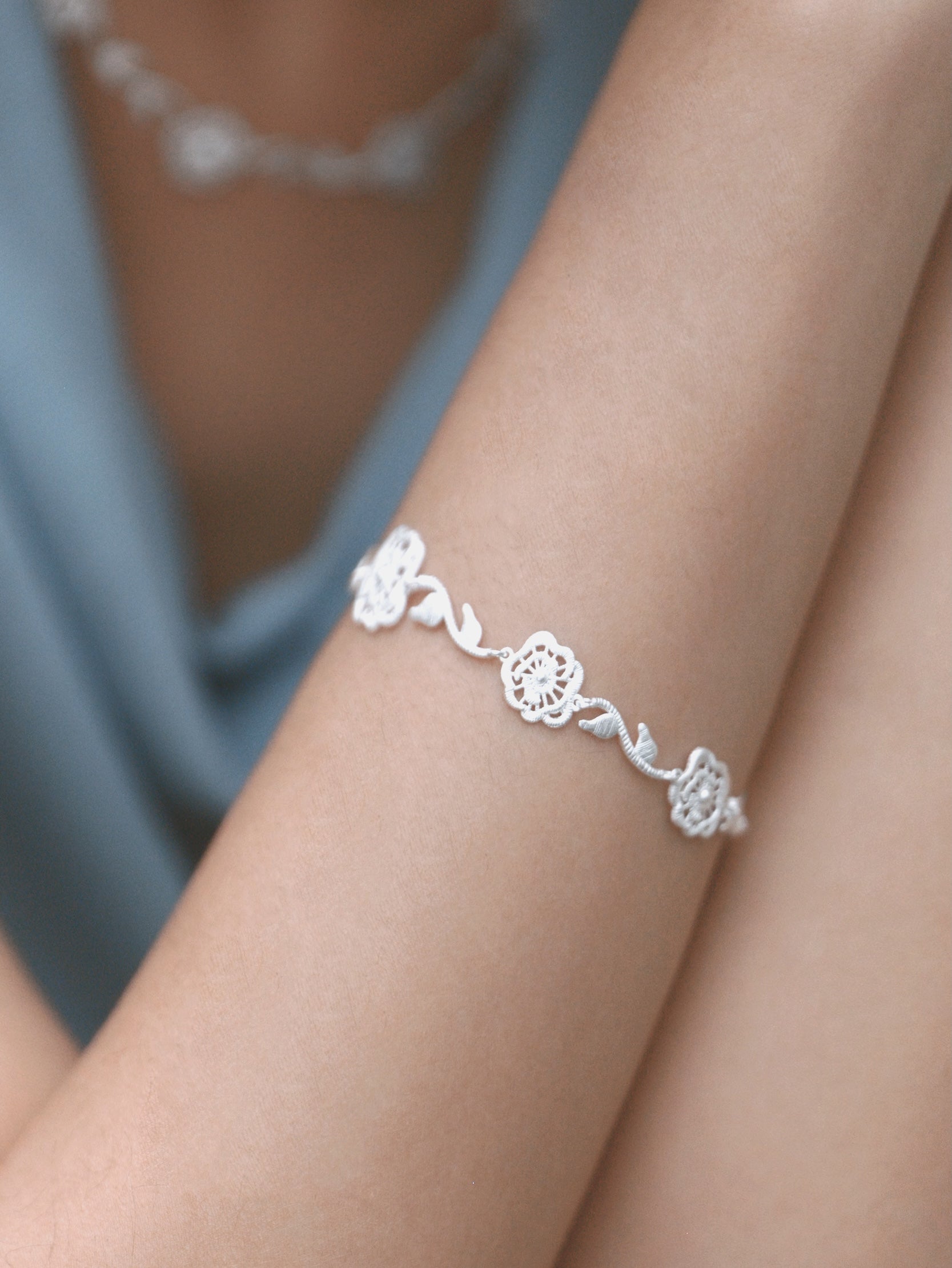 Thorned Rose Bracelet - Silver