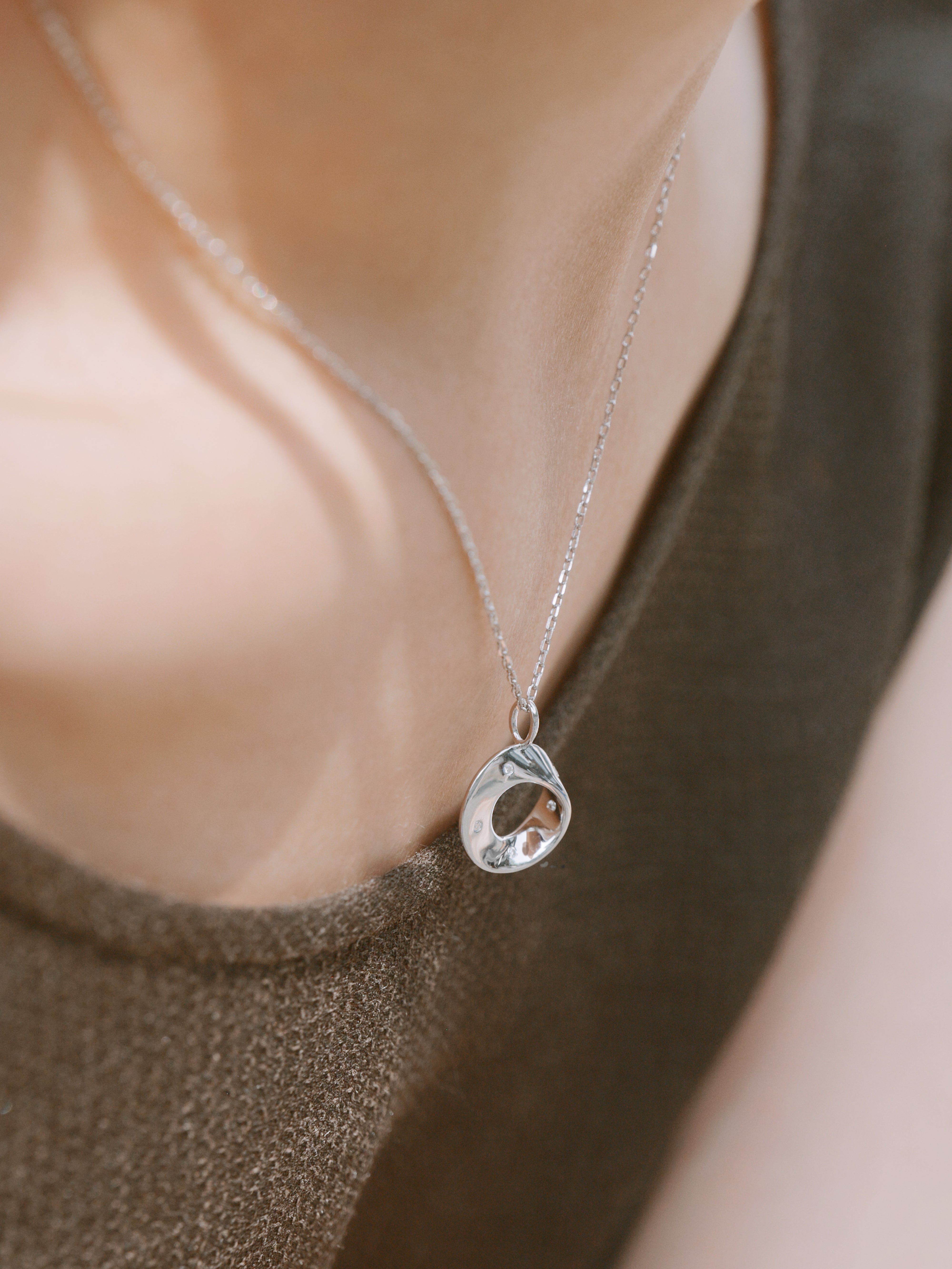 The Möbius Stardust Necklace - Sterling Silver