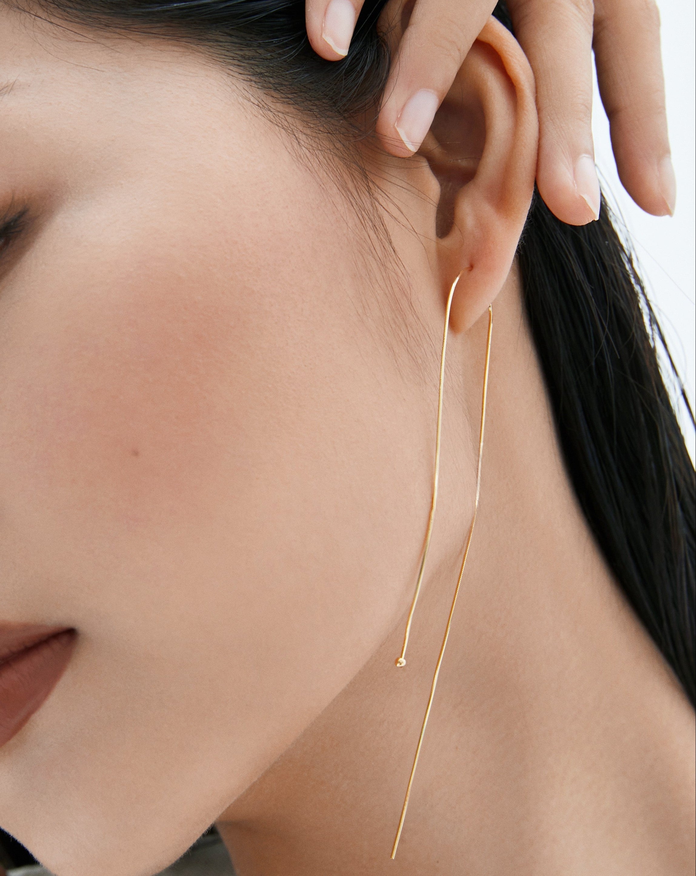 The Essentials Ultra Thin Silk Ear Threader - 18K Solid Gold - YIN Fine Jewelry - Chinese Modern Gold Jewelry