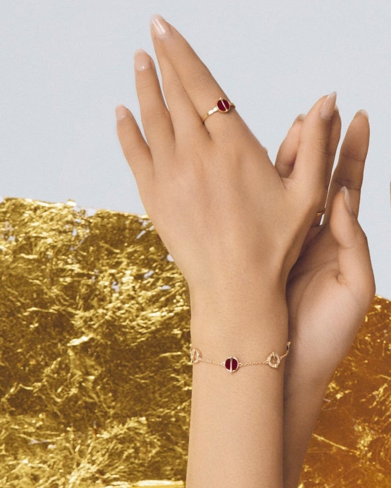 The Golden Ratio 5-motif Open Diamond Bracelet - Carnelian