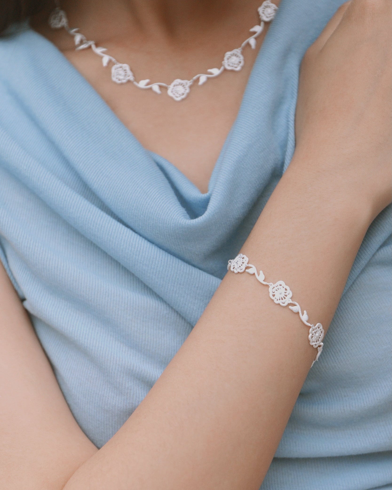 Thorned Rose Bracelet - Silver