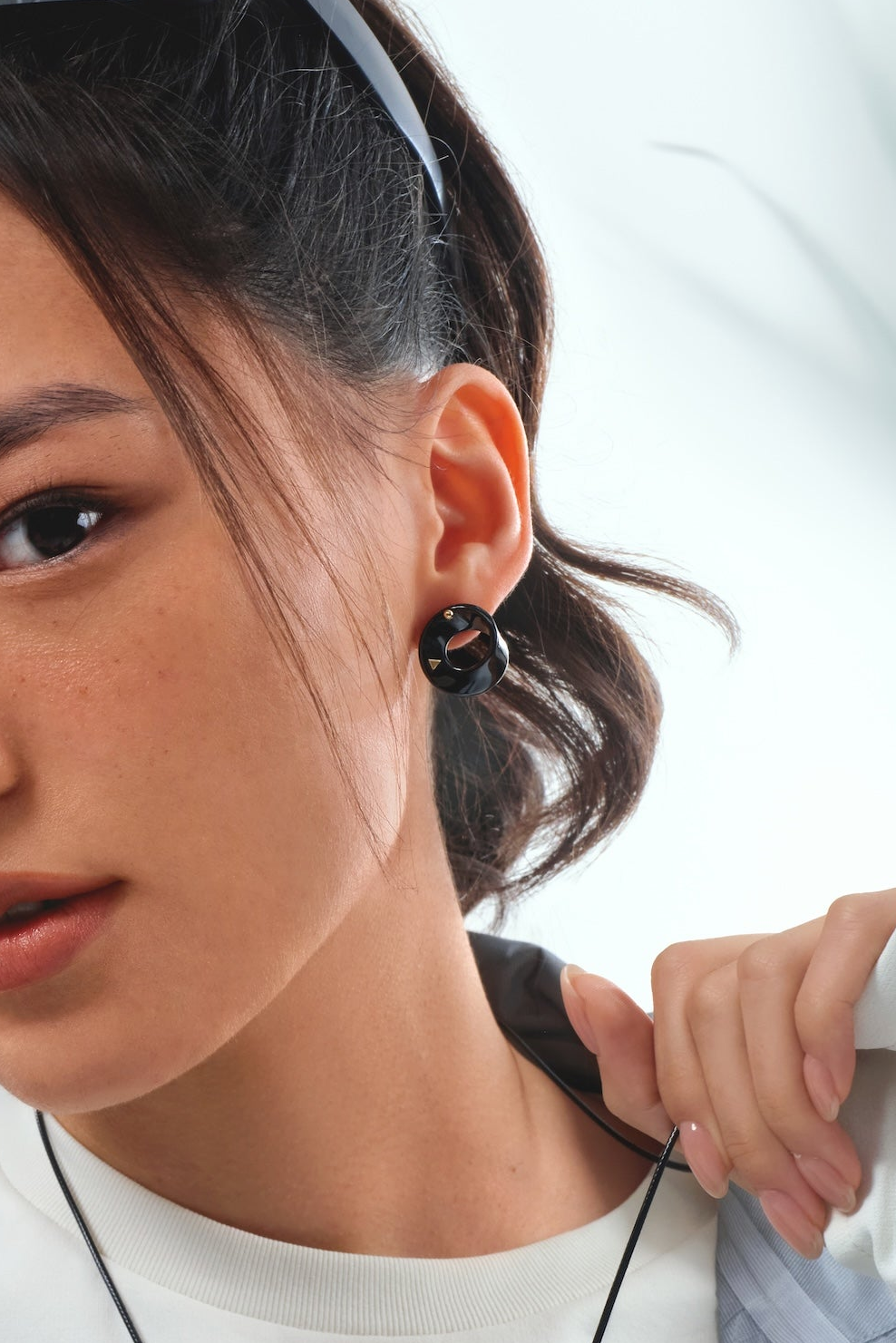 The Möbius High-Tech Ceramic Earrings - Black