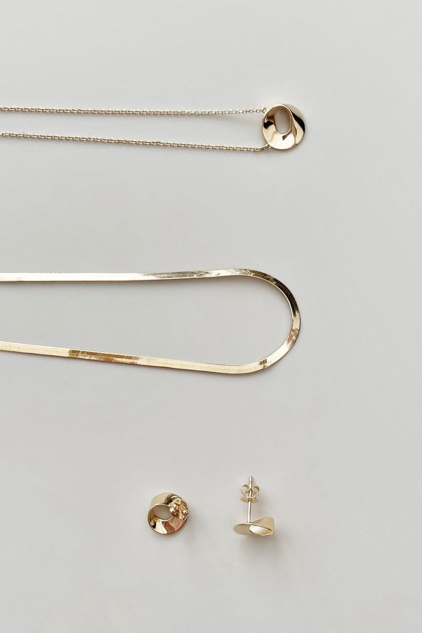 The Möbius Glow Set