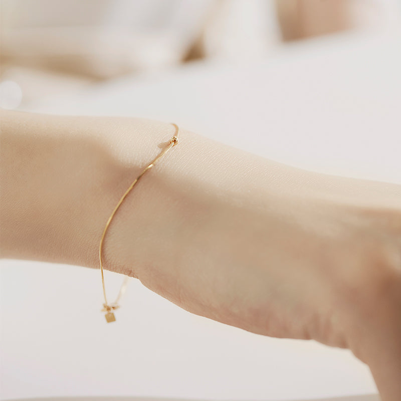 The Gold Thread Bracelet – YIN Fine Jewelry